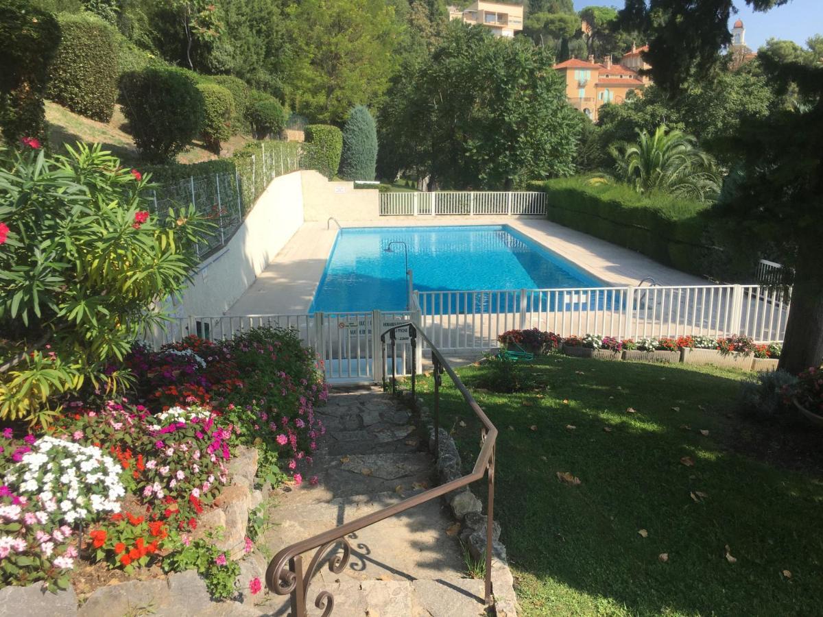 Clim Jardin Et Parking Prive -Piscine Tennis Et Park Vue Mer Grasse Luaran gambar
