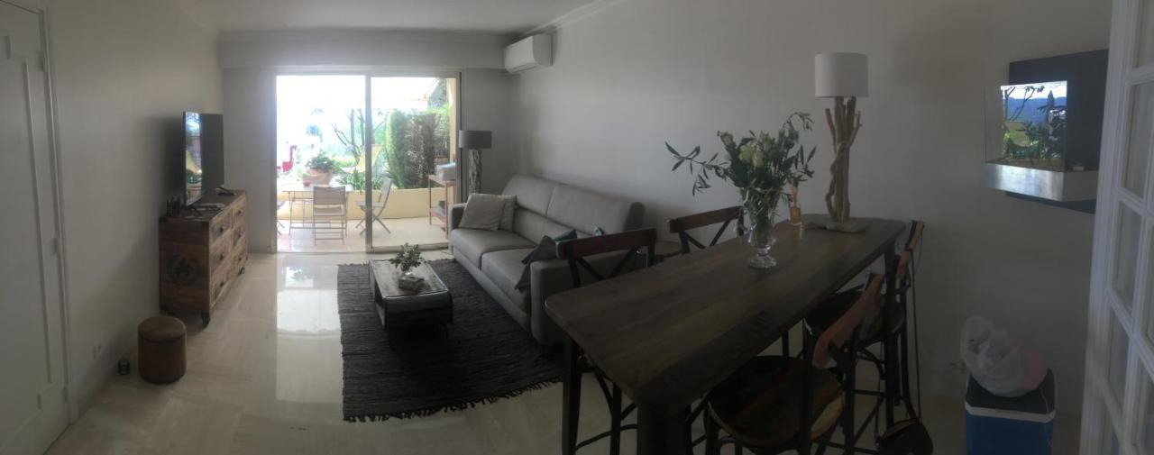 Clim Jardin Et Parking Prive -Piscine Tennis Et Park Vue Mer Grasse Luaran gambar